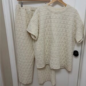 Fashion‎ 2 Piece Quilted Lounge Set Cream Short Sleeve Top and Pants Womens 2XL